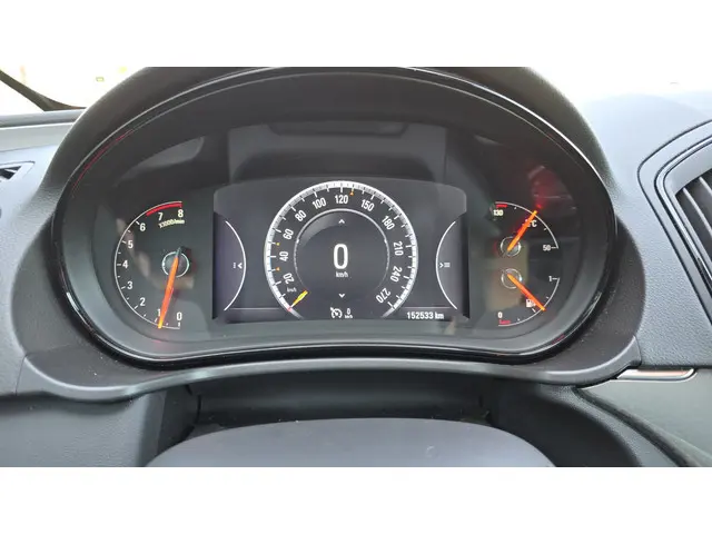 Opel Insignia 1.4 T EcoFLEX Business+ 2016 Benzine 28