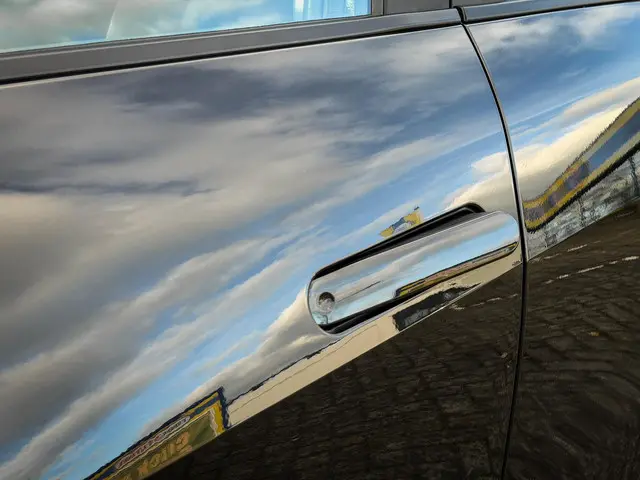 Toyota C-HR 1.8 Hybrid 140 Active 2024 Hybride Benzine 7