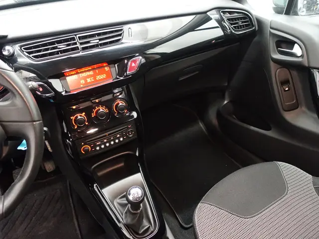 Citroën C3 1.0 VTi Collection So Chic- 2014 Benzine 8