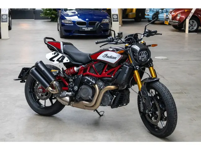 Indian FTR 1200 Carbon *Akrapovic* 2020 Benzine 5