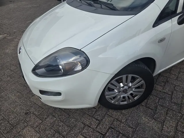 Fiat Punto Evo 0.9 TwinAir Lounge 2016 Benzine 15