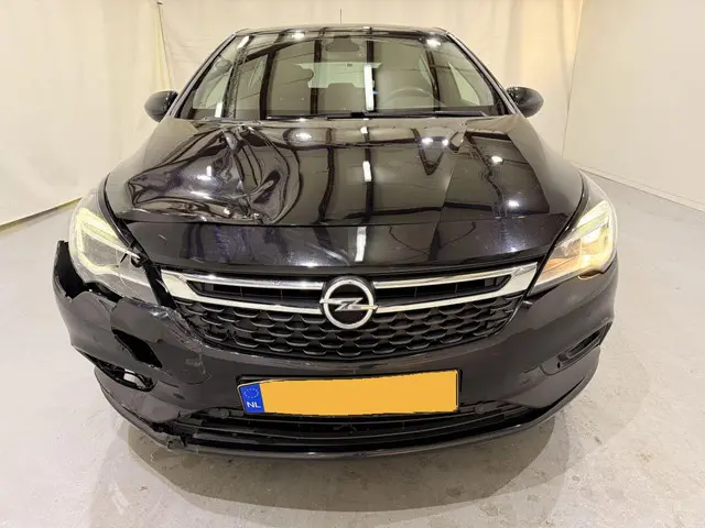 Opel Astra HB 1.0 Turbo 120 Years Edition 2019 Benzine 2