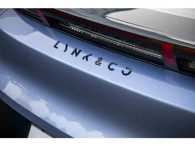 Lynk & Co 02 Core 66 kWh 2026 Elektrisch 12
