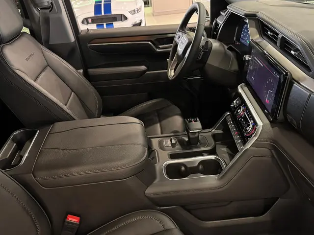 GMC Sierra 6.2 V8 DENALI 2024 Benzine 20