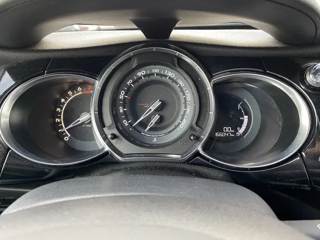 Citroën DS3 1.2 VTi So Chic 2014 Benzine 18
