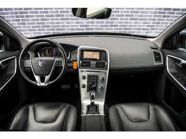 Volvo XC60 2.0 T5 FWD Polar+ 2017 Benzine 6