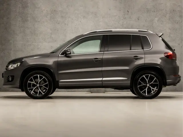 Volkswagen Tiguan 1.4 TSI R-Line Sport 2015 Benzine 2