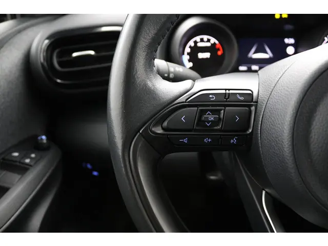 Toyota Yaris 1.5 VVT-i Dynamic 2021 Benzine 19