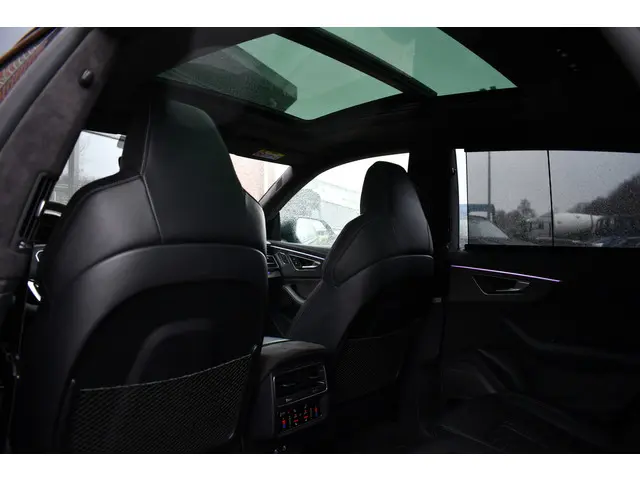 Audi RSQ8 4.0 TFSI 810pk quattro 2022 Benzine 81