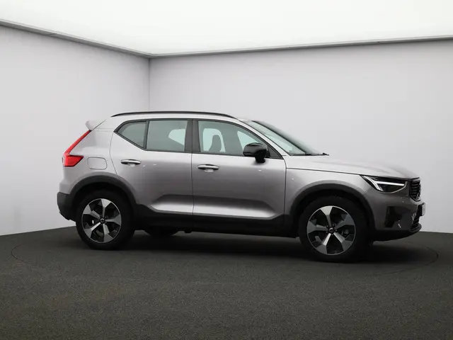 Volvo XC40 2.0 B4 Plus Dark 2025 Benzine 23