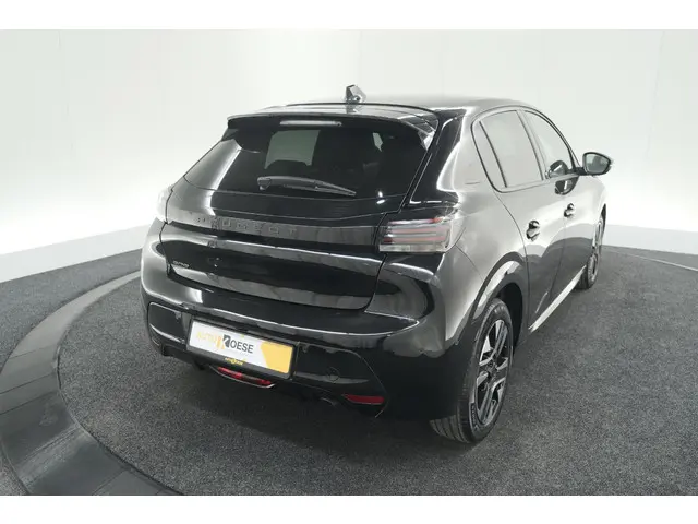 Peugeot 208 PureTech 100 Allure 2024 Benzine 69