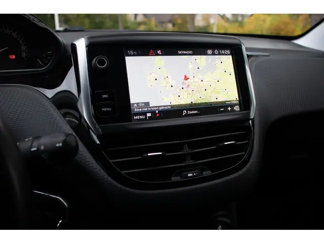 Peugeot 2008 1.2 PureTech Active 2019 Benzine 12