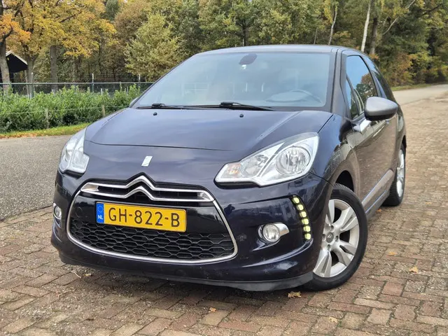Citroën DS3 1.2 PureT. incl. Nieuwe apk!! 2015 Benzine 2