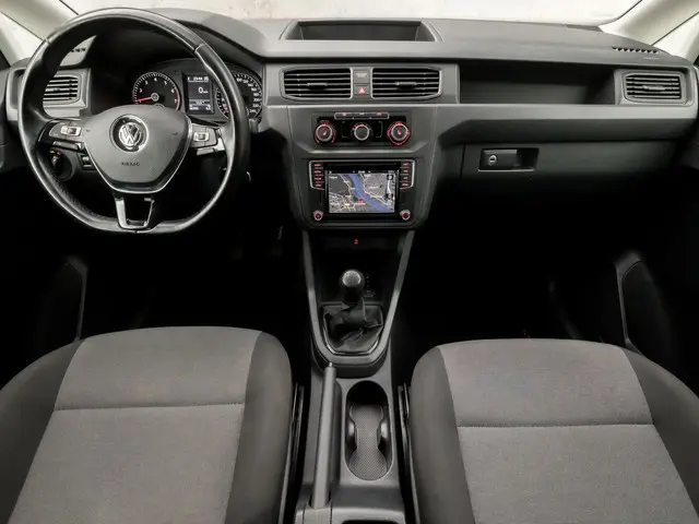 Volkswagen Caddy 1.0 TSI Comfortline 2017 Benzine 6