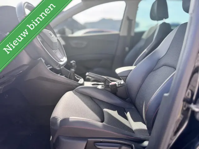 SEAT Leon 1.4 TSI FR NAVI/ FULL LINK/ LEDER 2016 Benzine 23