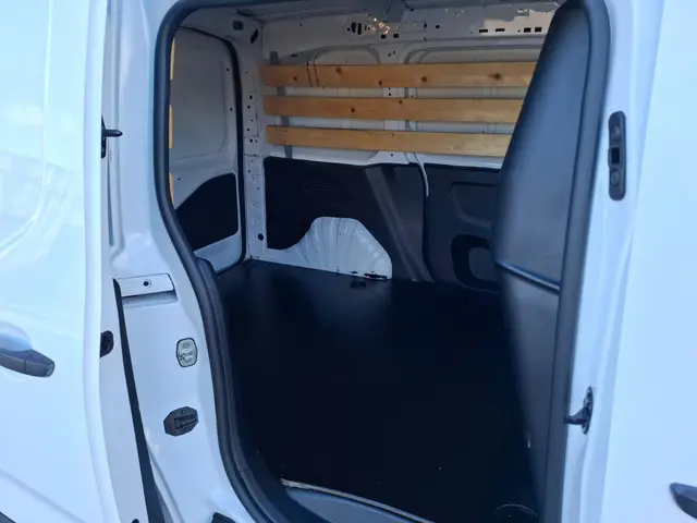 Opel Combo 1.6D L1H1 Edition 2019 Diesel 33