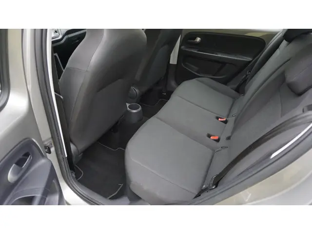 Volkswagen up! 1.0 BMT move up! 5 drs Airco 2018 Benzine 13