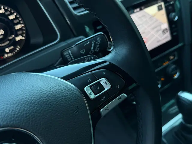 Volkswagen Golf 1.0 TSI Highline / ACC / LED 2018 Benzine 17