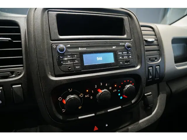 Nissan NV300 1.6 dCi 95 L1H1 Acenta 2019 Diesel 22