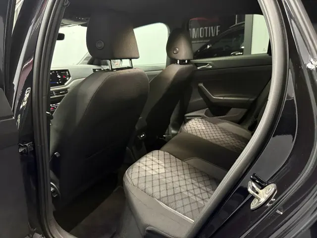 Volkswagen Polo 1.0 TSI R-Line IQ Aut 2023 2023 Benzine 11