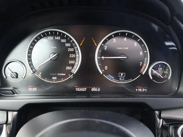 BMW X5 xDrive40e High Executive 2015 Hybride Benzine 25