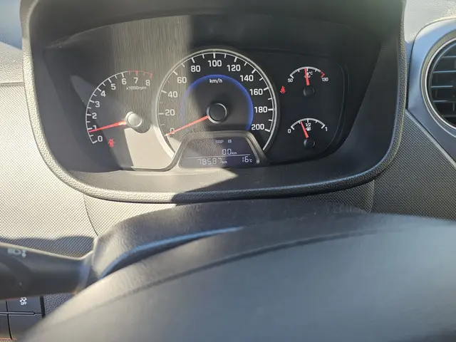 Hyundai i10 1.0i Comfort Navi/Airci/Ccr 2017 Benzine 14