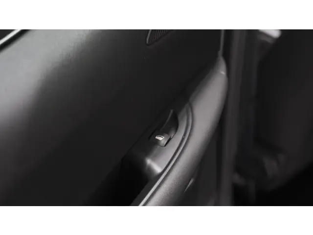 DS DS 3 Crossback PureTech 100 Montmartre 2022 Benzine 47