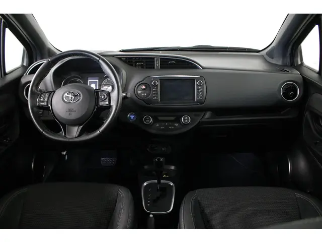 Toyota Yaris 1.5 Hybrid Executive 2017 Hybride Benzine 3