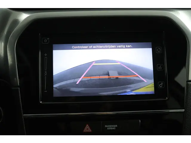 Suzuki Vitara 1.6 High Executive 2015 Benzine 9