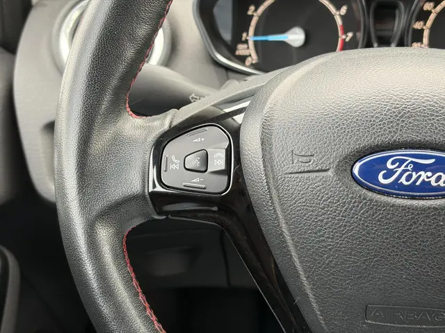 Ford Fiesta 1.0 EcoBoost Black Edition 2016 Benzine 21