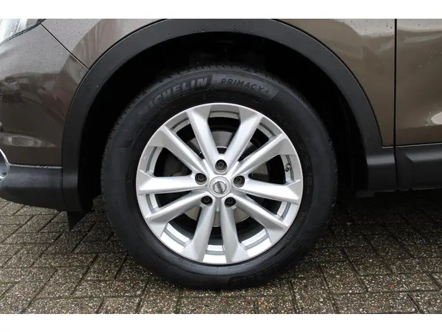 Nissan QASHQAI 1.2 Acenta 2015 Benzine 22