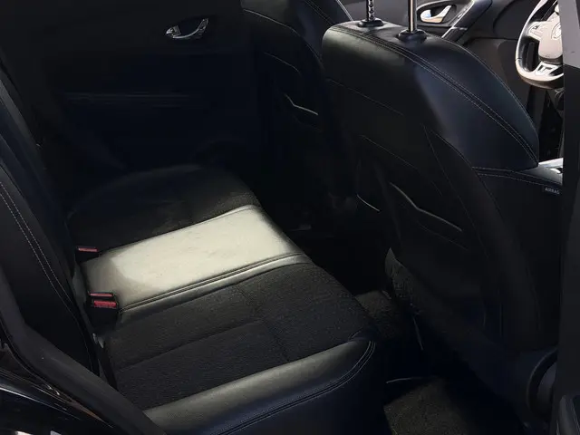 Renault Kadjar 1.2 TCe Bose 2018 Benzine 14