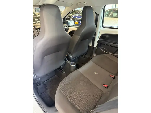 Volkswagen up! 1.0 take up! BlueMotion 2013 Benzine 22