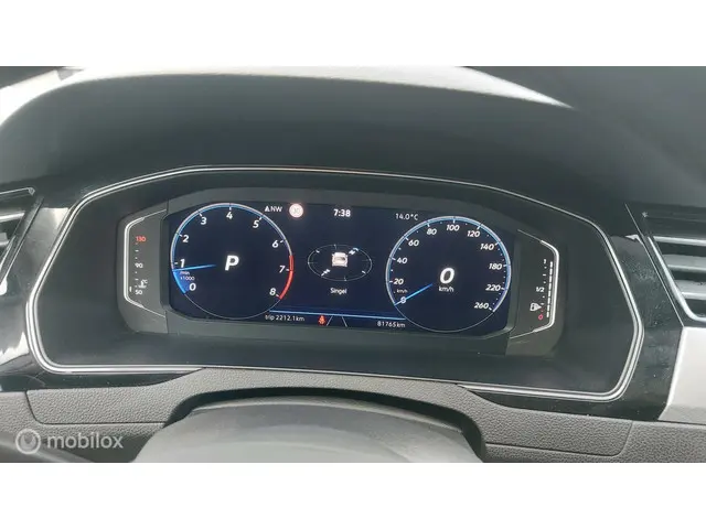 Volkswagen Passat Variant 1.5 TSI Business 2022 Benzine 18