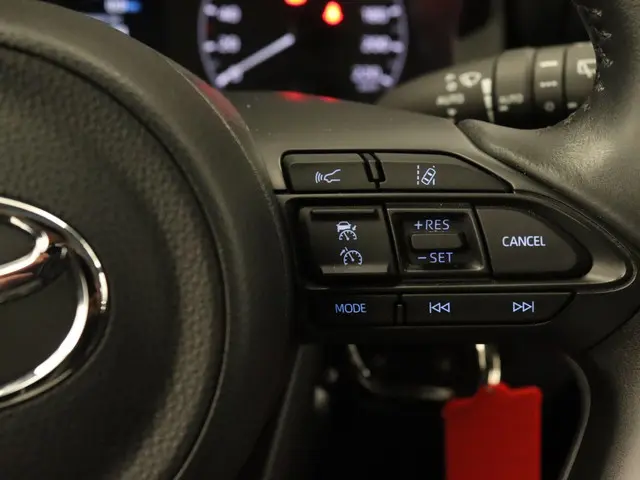 Toyota Yaris 1.5 Hybrid Active 2021 Hybride Benzine 22