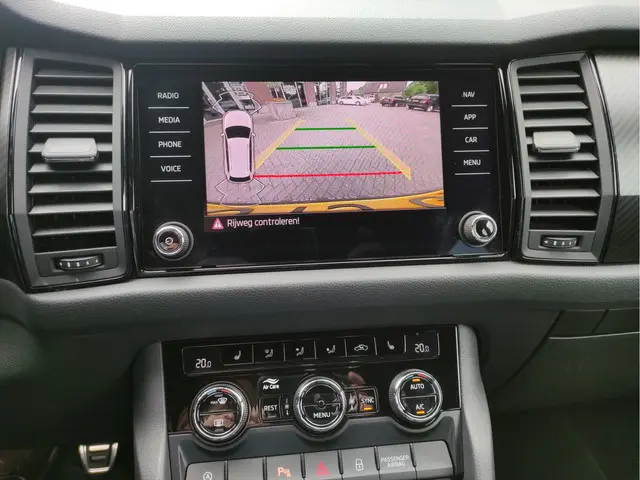Škoda Kodiaq 1.5 TSI Sportline Business 2021 Benzine 17