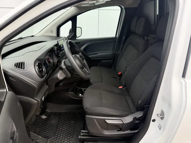 Mercedes-Benz eCitan 112 Pro 2023 Elektrisch 6