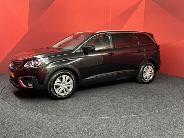 Peugeot 5008 1.2 PureTech Active 2017 Benzine 19