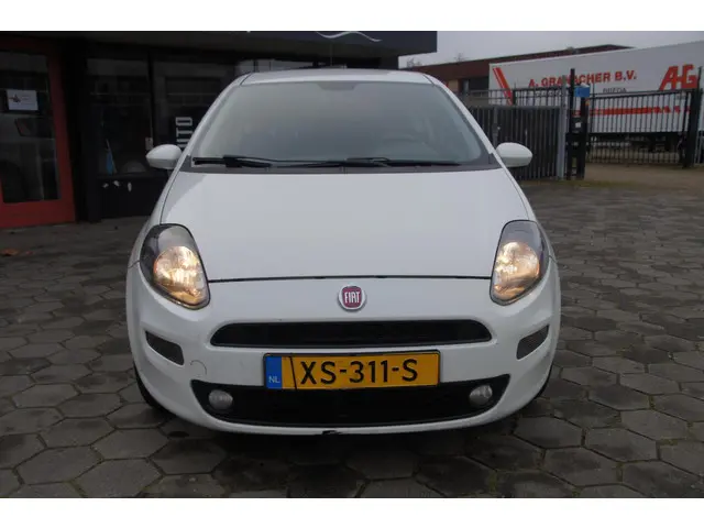 Fiat Punto Evo 1.2 Lounge 2015 Benzine 3