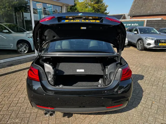 BMW 4 Serie Cabrio 420i Executive M Pakket 2019 Benzine 31