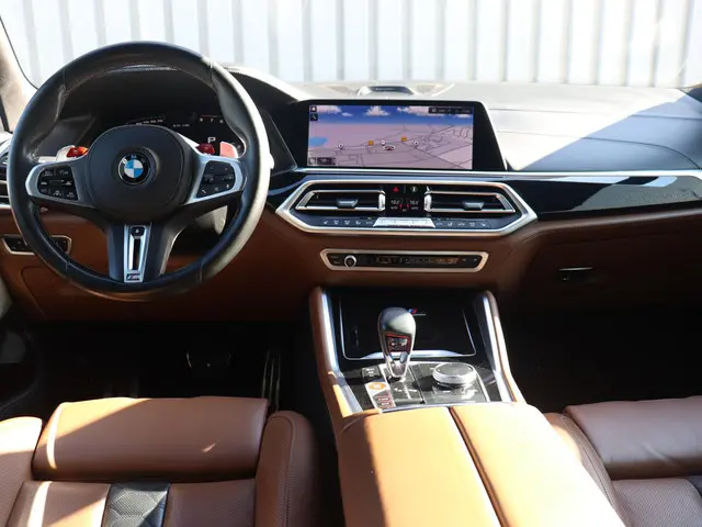 BMW X5 M Competition 2020 Benzine 11