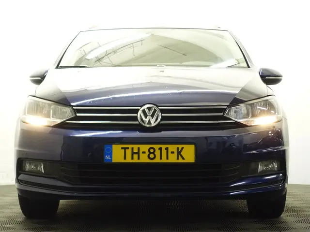 Volkswagen Touran 1.2 TSI Highline- 2018 Benzine 22