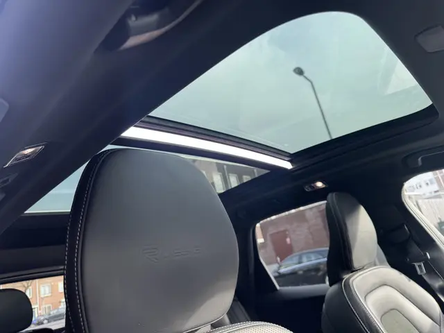 Volvo XC60 2.0 T6 AWD Inscription R-Design 2018 Benzine 11