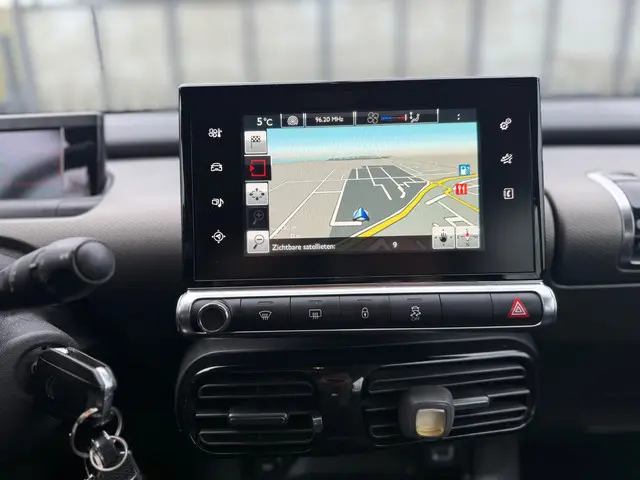 Citroën C4 Cactus 1.2 PureTech Business 2015 Benzine 21