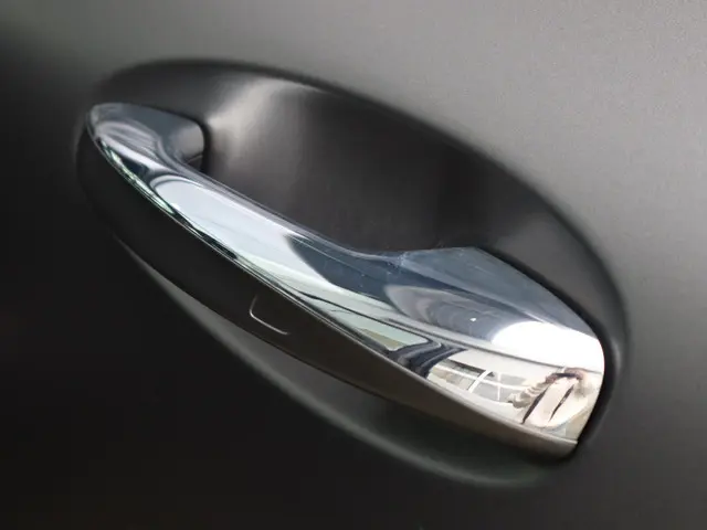 Mercedes-Benz GLA 250 e AMG Line 2022 Hybride Benzine 12