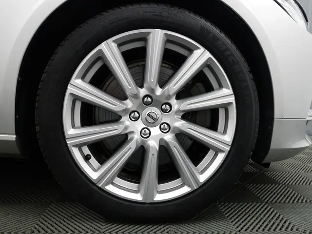 Volvo V90 2.0 T4 Inscription Aut- 2018 Benzine 25