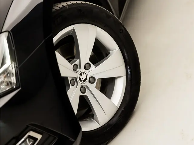 Škoda Superb Combi 1.5 TSI ACT Sport Deluxe 2020 Benzine 40