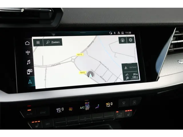 Audi A3 Limousine 35 TFSI 3x S-Line 150PK 2023 Benzine 44