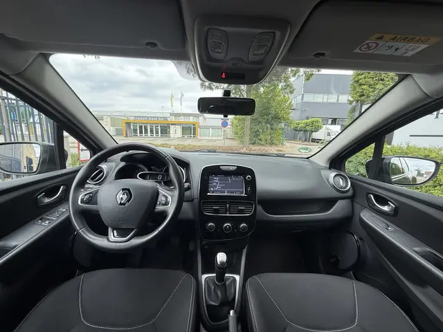 Renault Clio 0.9 TCe Limited 2017 Benzine 19