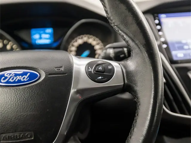 Ford Focus 1.0 EcoBoost Titanium 2013 Benzine 21